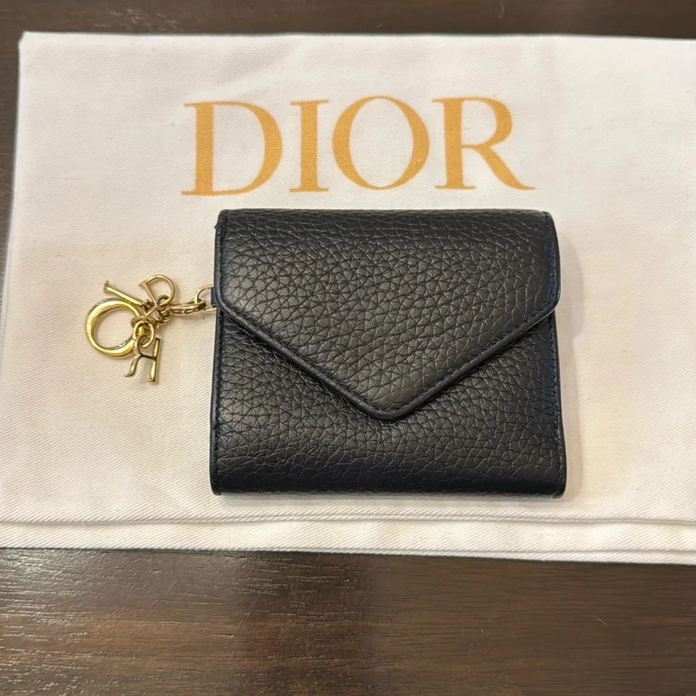 🔥 SALE 🔥 Dior Diorissimo Logo Charm Leather Trifold Wallet Black